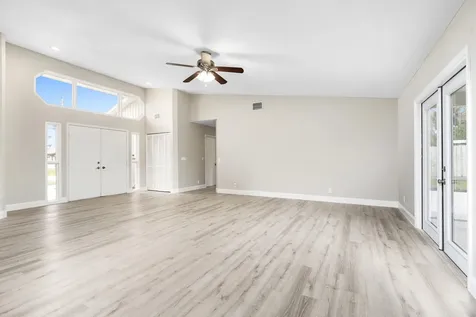 851 SE Walters Terrace Port St Lucie FL 34983