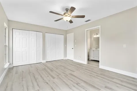 851 SE Walters Terrace Port St Lucie FL 34983