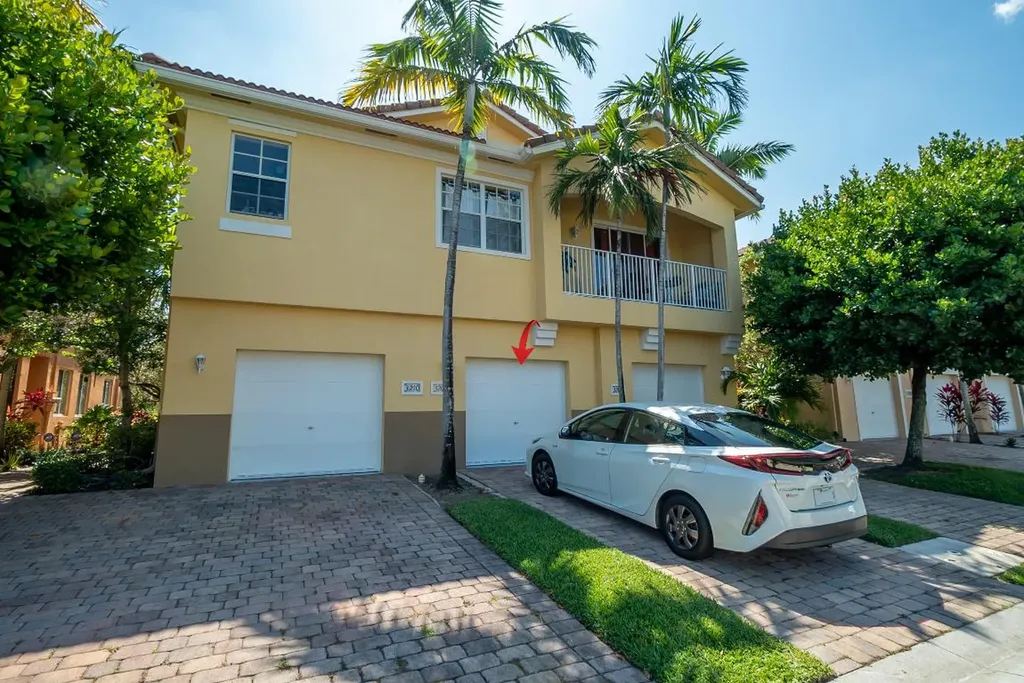 3208 Mirella Drive Riviera Beach FL 33404