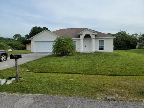 189 SW Twig Avenue Port St Lucie FL 34983
