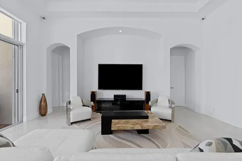 355 Vizcaya Drive Palm Beach Gardens FL 33418
