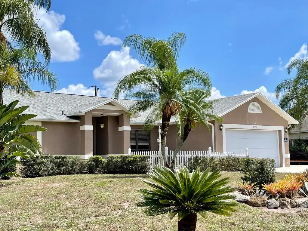 825 SW Kappa Avenue Port St Lucie FL 34953