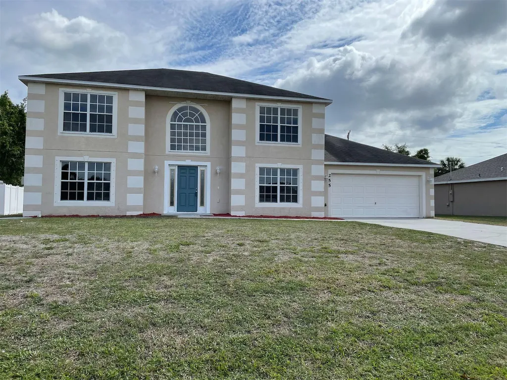 255 SW Uneeda Place Port St Lucie FL 34953