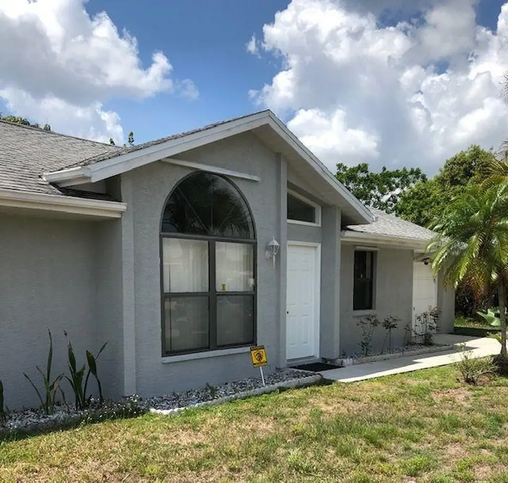 838 SW Trouville Avenue Port St Lucie FL 34953