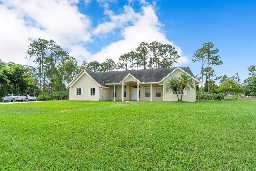 14716 86th Road N Loxahatchee FL 33470