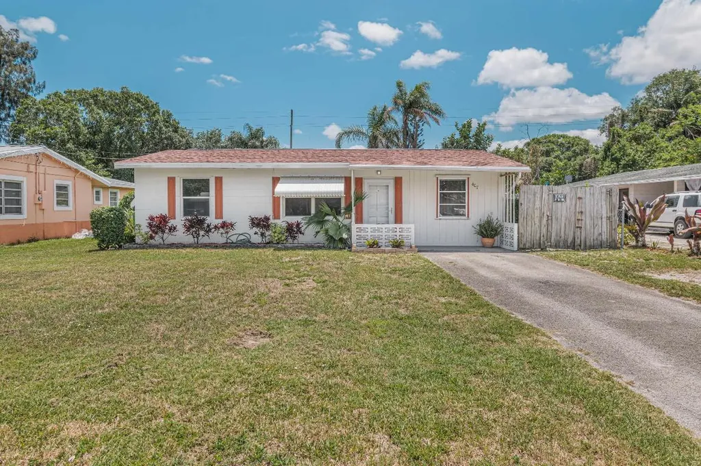 607 Wisteria Avenue Fort Pierce FL 34982
