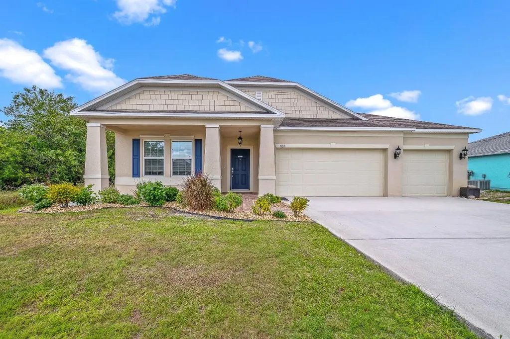 932 SW Kappa Avenue Port St Lucie FL 34953