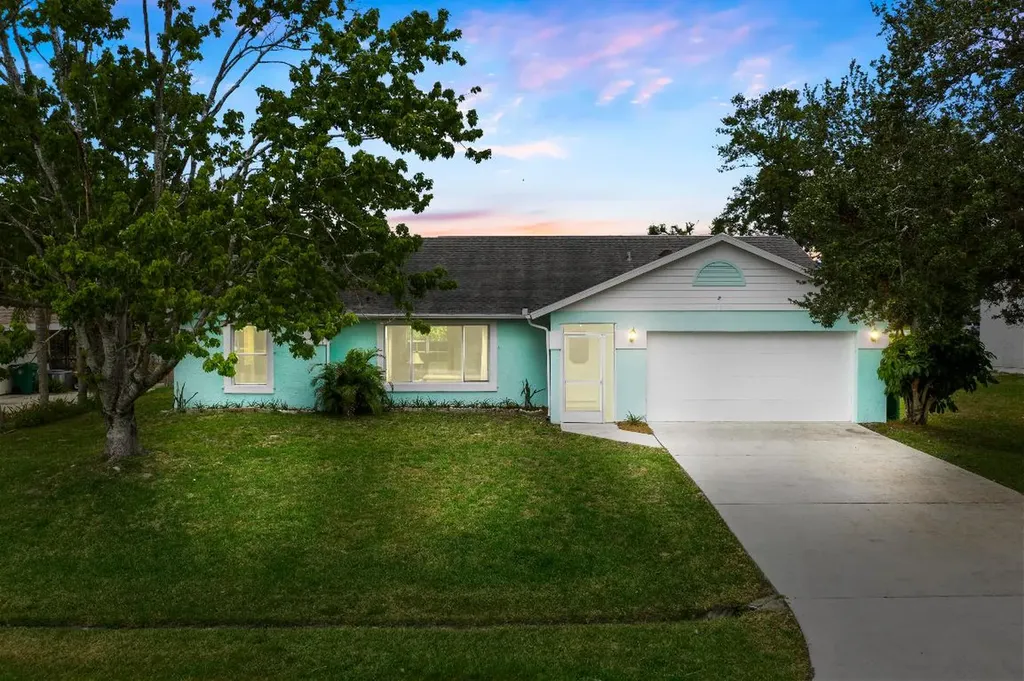 1173 SE Stewart Road Port St Lucie FL 34952