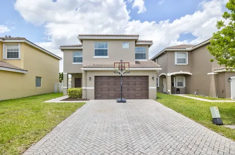 3995 Crescent Creek Place Coconut Creek FL 33073