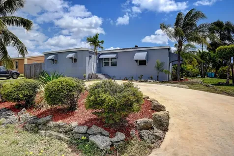 518 NW 2nd Street Boynton Beach FL 33435
