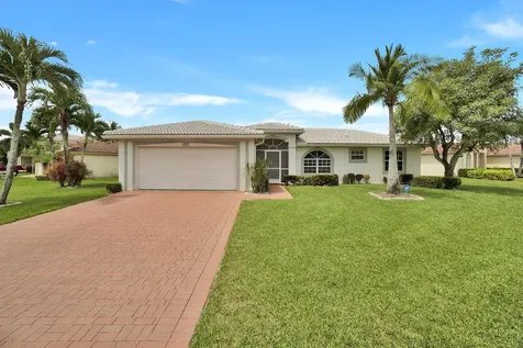 127 Cocoplum Circle Royal Palm Beach FL 33411