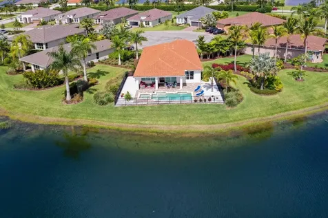10067 SW Red Oak Court Port St Lucie FL 34987