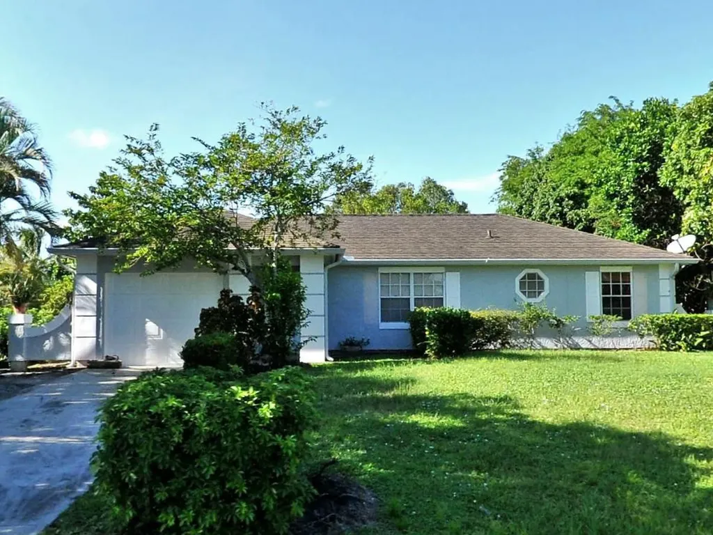 351 SE Walters Terrace Port St Lucie FL 34983