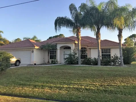 1218 SW Emerald Avenue Port St Lucie FL 34953