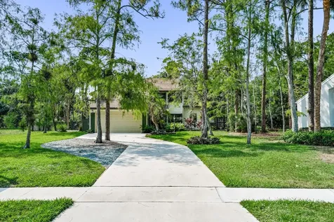 95 Saint Davids Way Wellington FL 33414