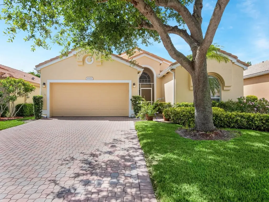 6900 Camille Street Boynton Beach FL 33437