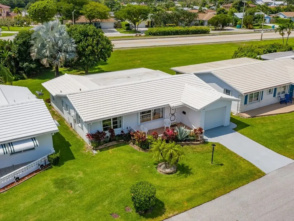 1220 SW 22nd Avenue Boynton Beach FL 33426