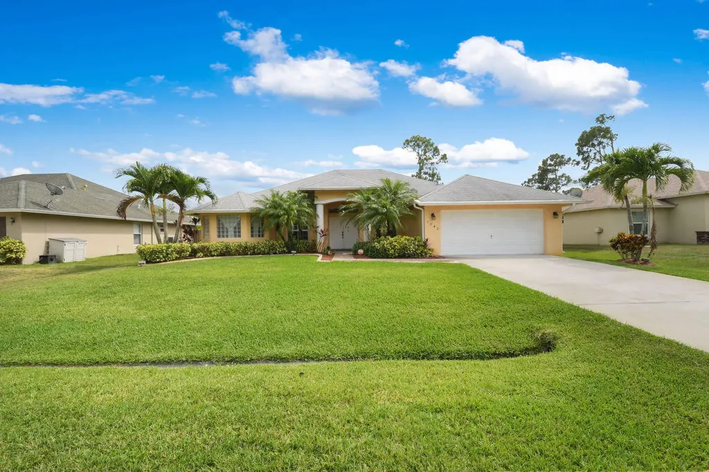 1342 SW Oriole Lane Port St Lucie FL 34953