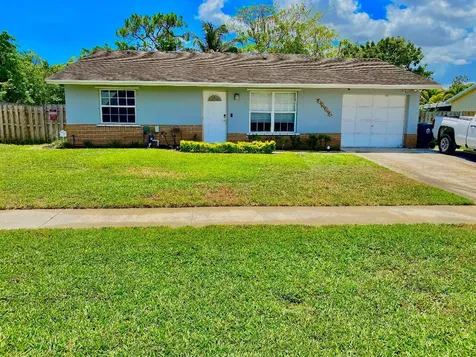 4564 Carthage Circle S Lake Worth FL 33463