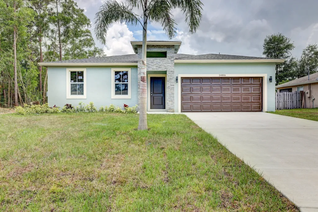 1486 SE Proctor Lane Port St Lucie FL 34983