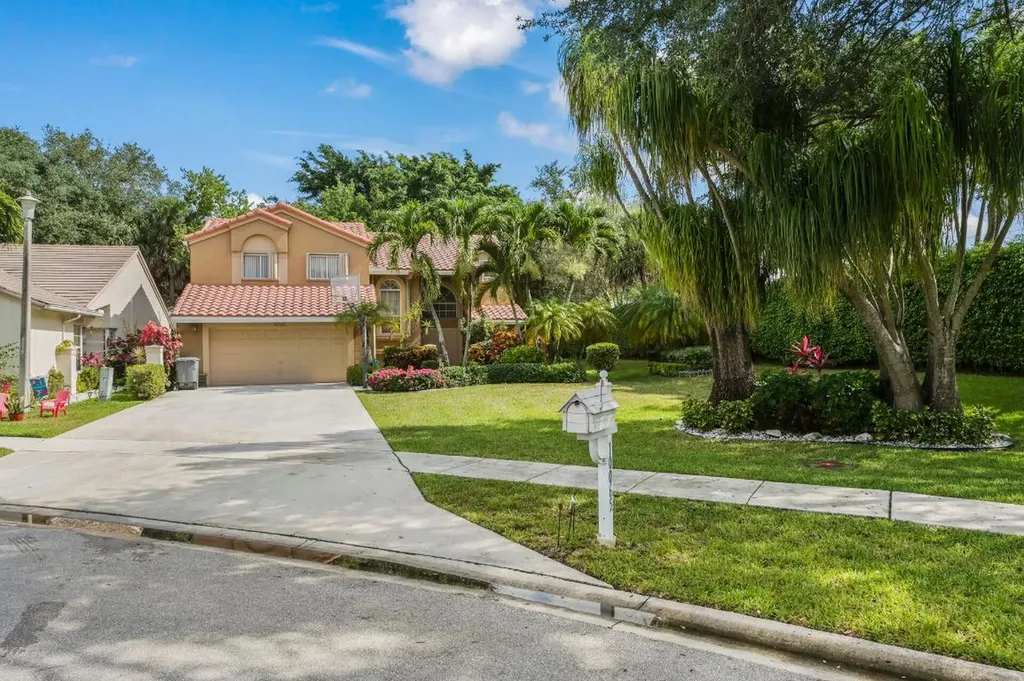 10065 Country Brook Road Boca Raton FL 33428