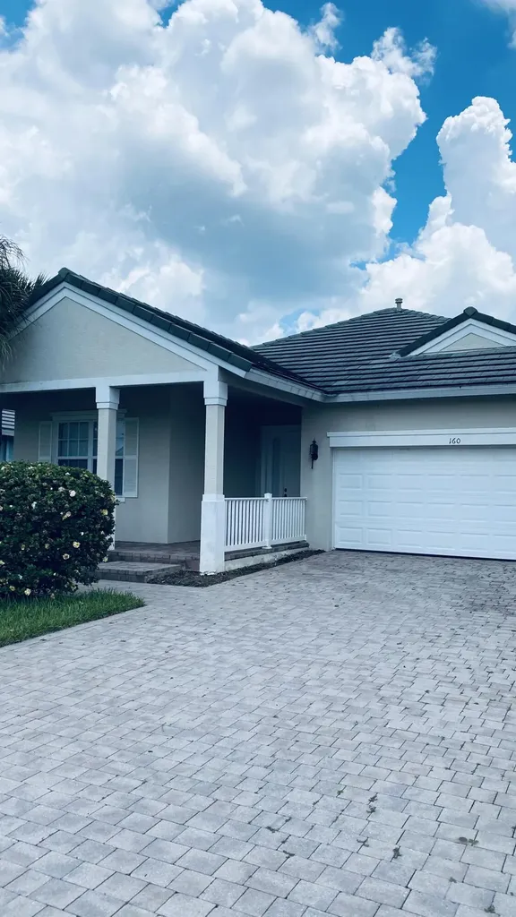 160 NW Pleasant Grove Way Port St Lucie FL 34986