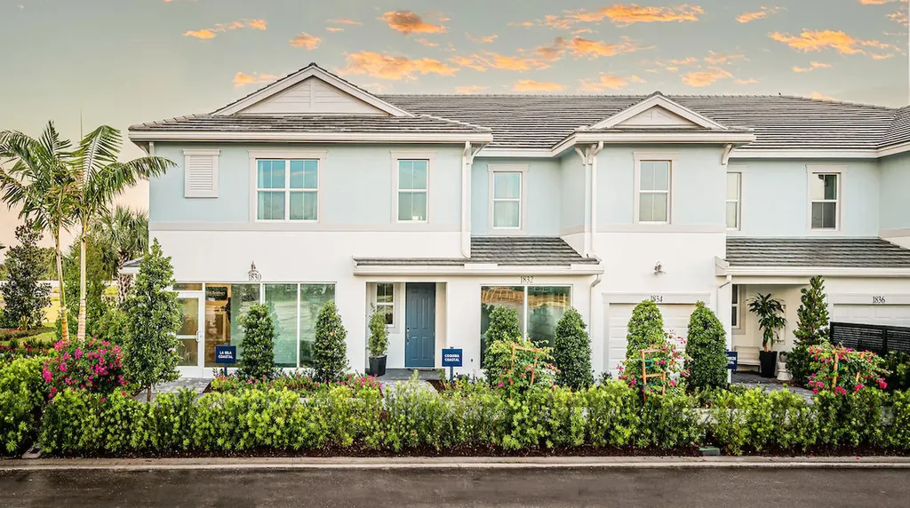 574 Parsons Way Deerfield Beach FL 33442