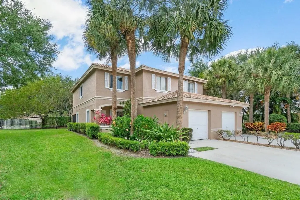 4603 Pinemore Lane Lake Worth FL 33463