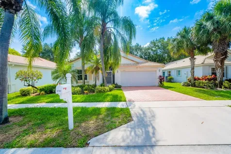 9762 Arbor View Drive S Boynton Beach FL 33437