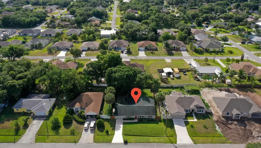2465 SW Washington Street Port St Lucie FL 34953