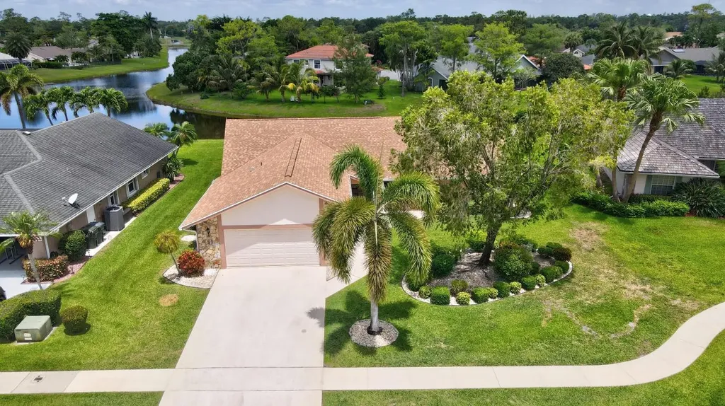 815 Caraway Court Wellington FL 33414