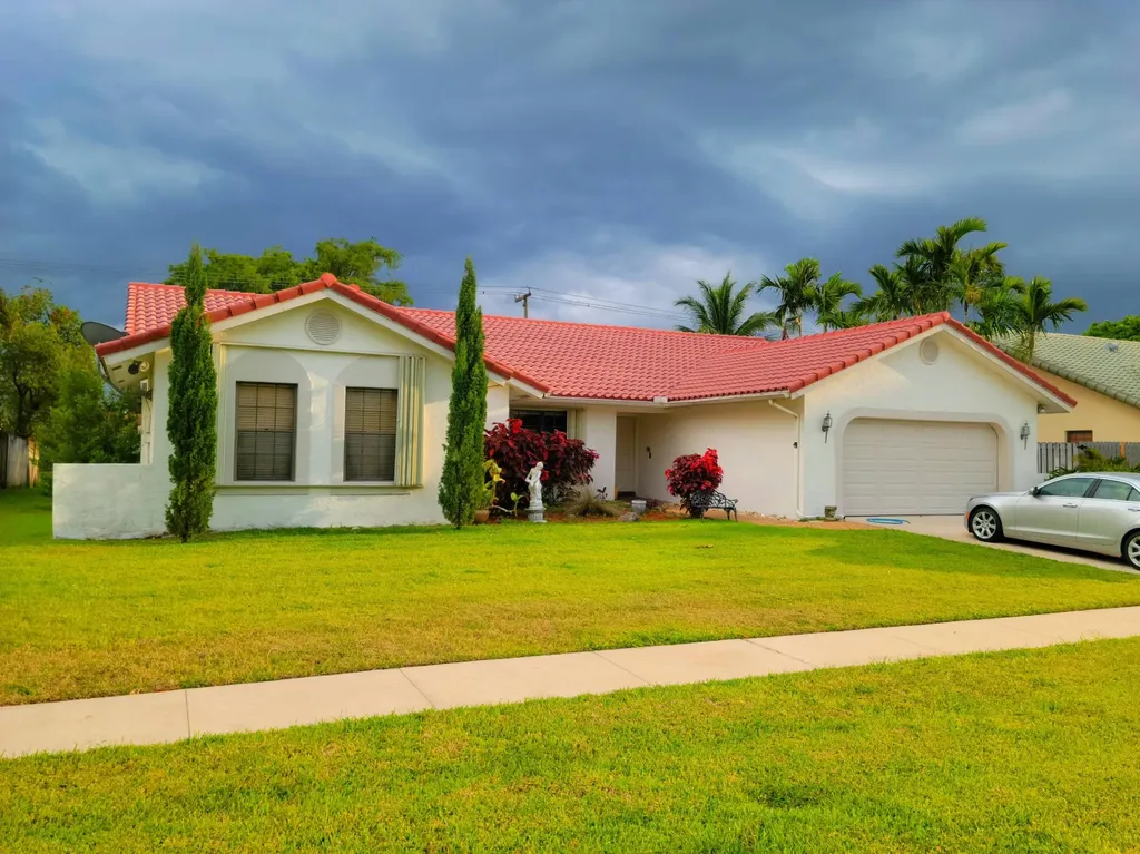22419 Martella Avenue Boca Raton FL 33433