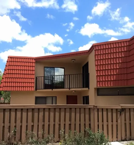 8213 Severn Drive Boca Raton FL 33433