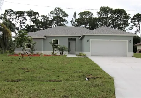 950 SW Fisherman Avenue Port St Lucie FL 34953