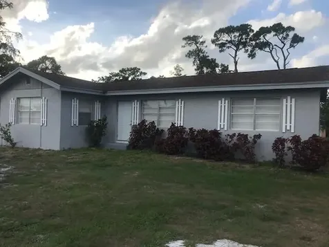 1146 Palmetto Road Haverhill FL 33417