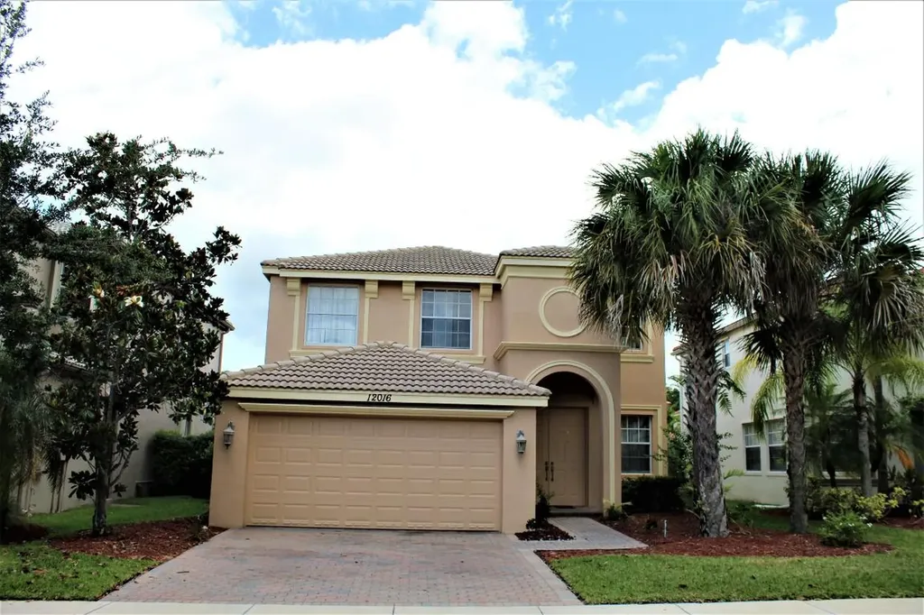12016 SW Knightsbridge Lane Port St Lucie FL 34987