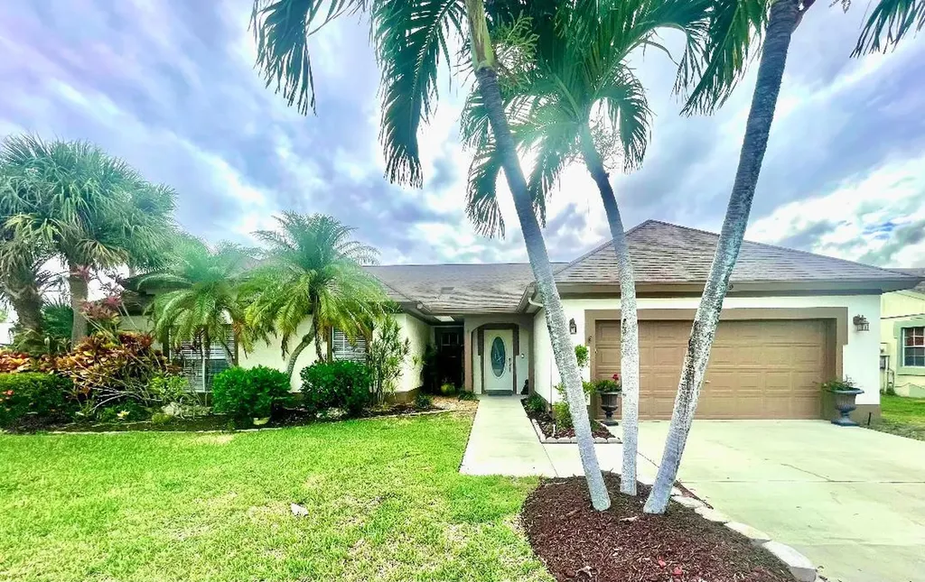 22139 Candle Court Boca Raton FL 33428