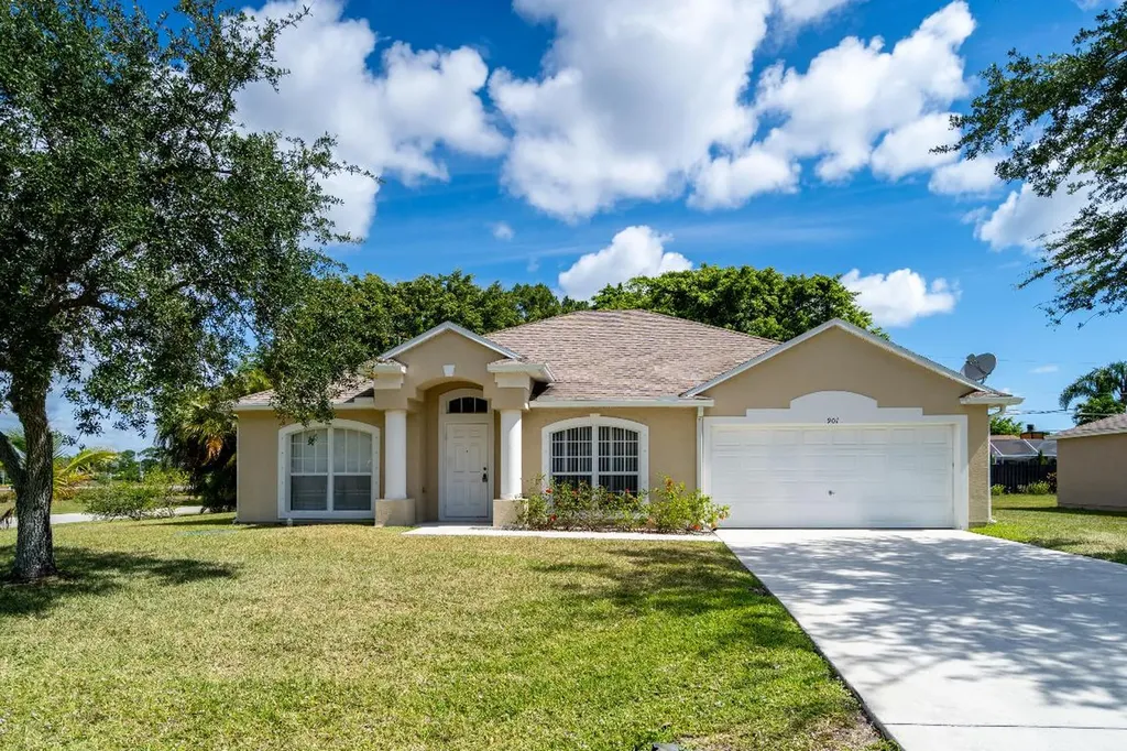 901 SE Atlantus Avenue Port St Lucie FL 34983