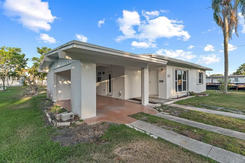 3109 SE Pruitt Road Port St Lucie FL 34952