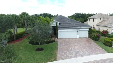 7566 Sandspur Lane Lake Worth FL 33467