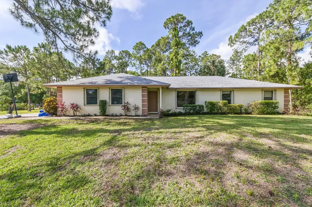 17392 84th Court N Loxahatchee FL 33470