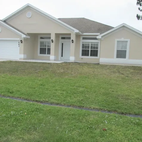 1543 SE Saxony Street Port St Lucie FL 34983