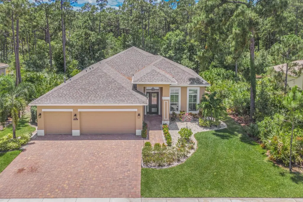 2733 Oak Alley Drive Fort Pierce FL 34981