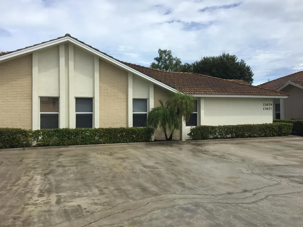 13659 Yarmouth Court Wellington FL 33414
