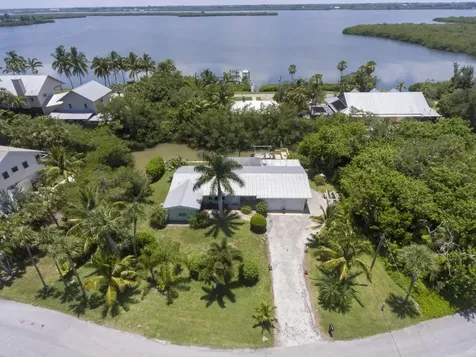 285 Live Oak Drive Vero Beach FL 32963