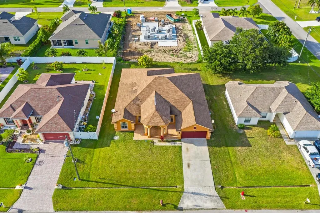 1211 SW Minyo Avenue Port St Lucie FL 34953