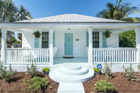 310 SE 4th Avenue Delray Beach FL 33483