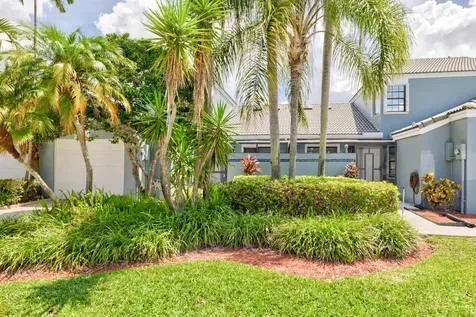 8206 Waterford Lane Tamarac FL 33321