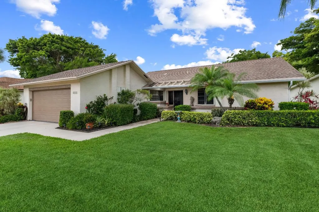 5558 Forest Oaks Terrace Delray Beach FL 33484