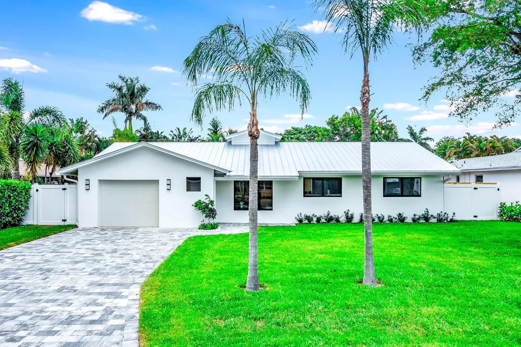 2714 SW 5th Street Boynton Beach FL 33435